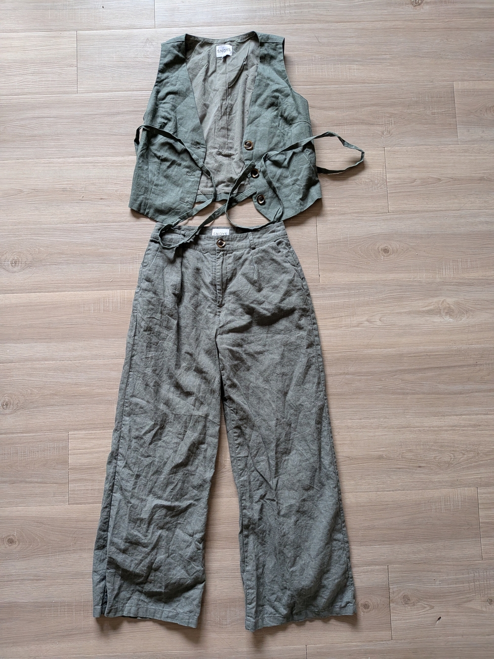 SNDYS Linen Olive Green Linen Wide-Leg Pants And Vest Top